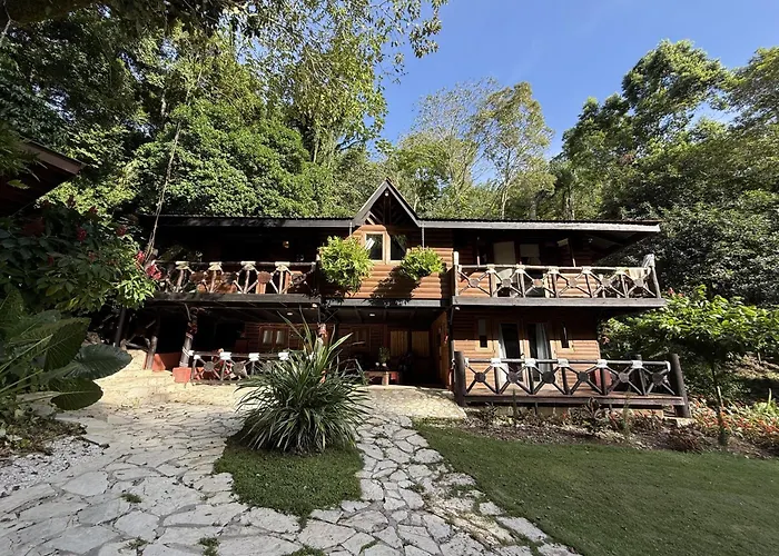 Platon Ecolodge