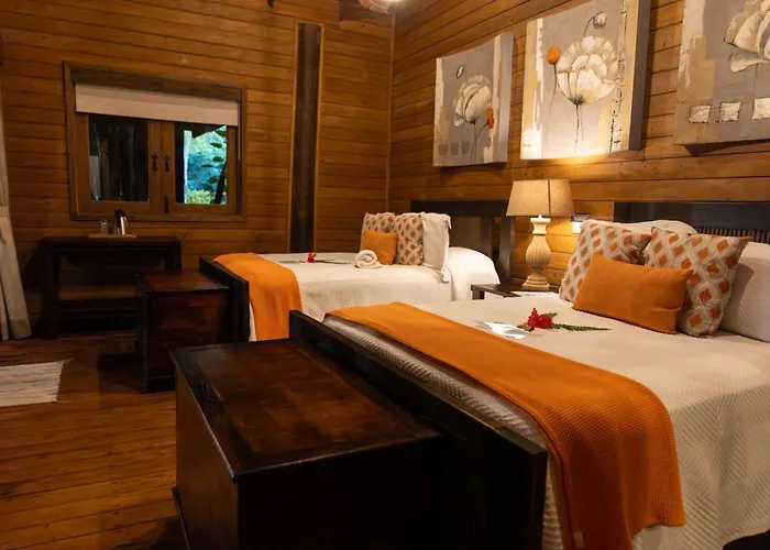 Platon Ecolodge